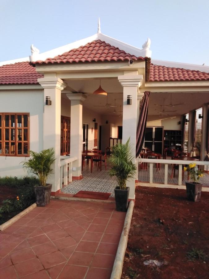 Koh Ker Hotel And Restaurant Phumi Moreal ภายนอก รูปภาพ